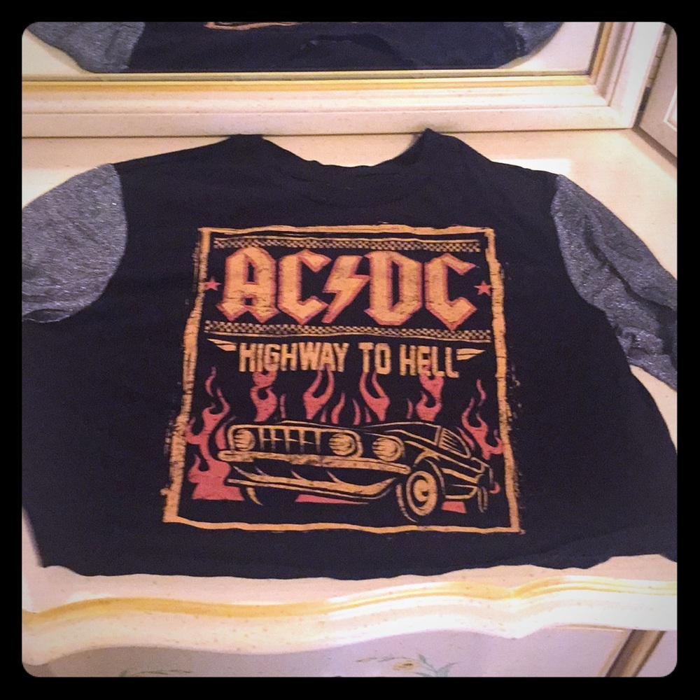 Small crop top ac/dc t shirt